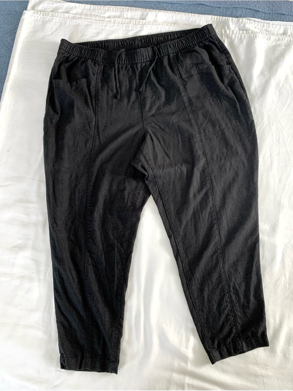 Old Navy Women’s Linen Crop Pants. XL